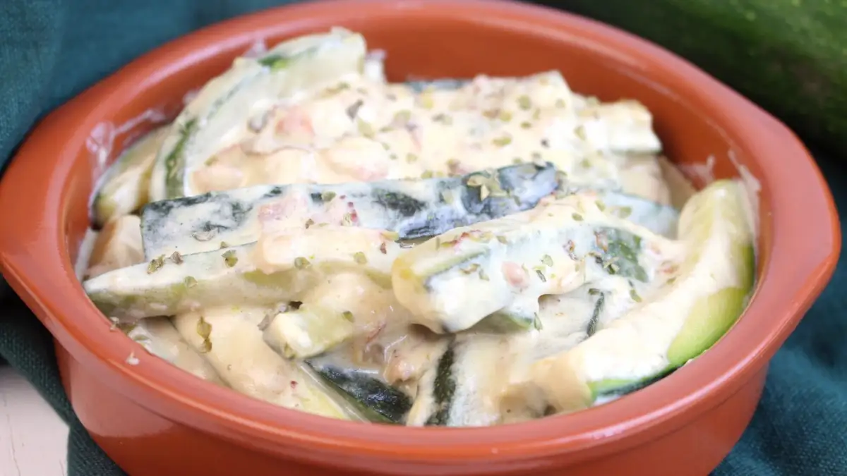 Calabacines a la carbonara con olla GM