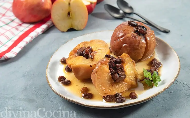 Manzanas asadas en el microondas