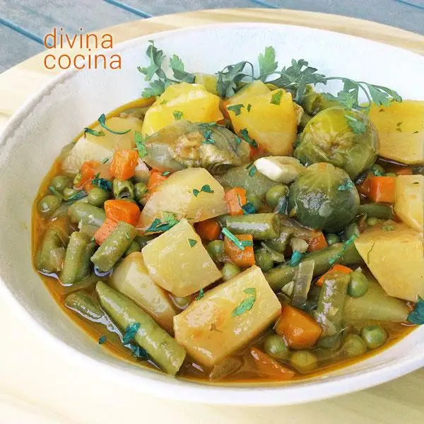 Patatas con menestra de verduras