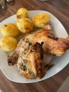 Pollo asado a las hierbas provenzales